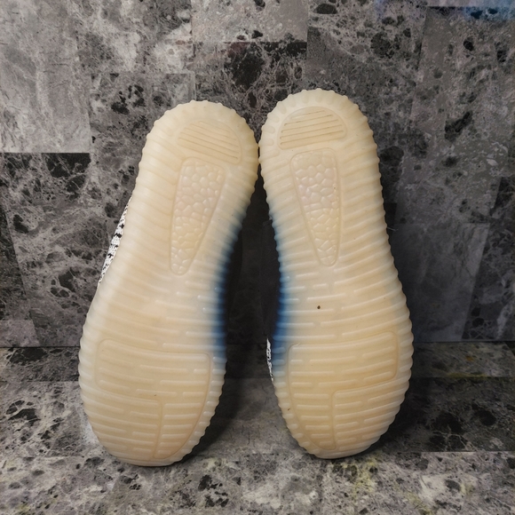 Ledkers Black And White Sneakers Women's 5. - Picture 6 of 7